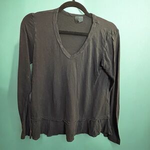 Left Of Center Shirt Womens Small Gray Layered Hem Long Sleeve Tunic Top Casual